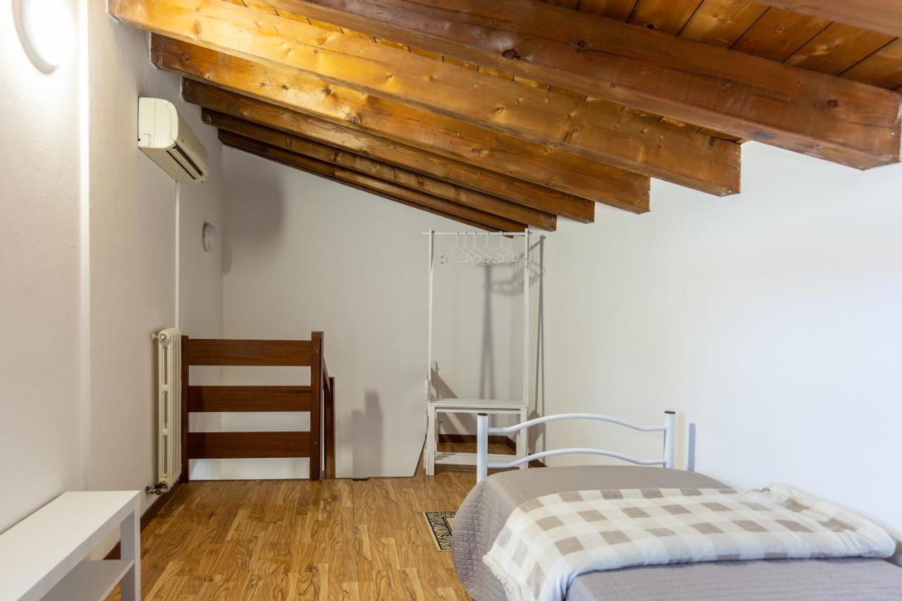 Blu Bed Apartment Castelnuovo del Garda Exterior photo
